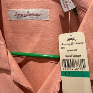Tommy Bahama 100% silk shirt new with Tag